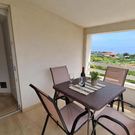 Apartment Josip *